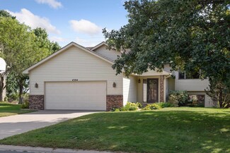4394 Livingston Dr, Saint Paul, MN 55123