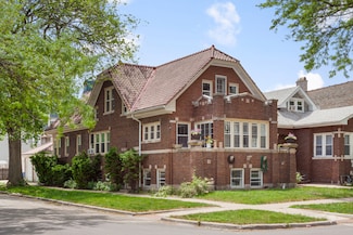 4101 W Oakdale Ave Unit 2, Chicago, IL 60641