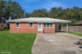 33100 Adams Dr, White Castle, LA 70788