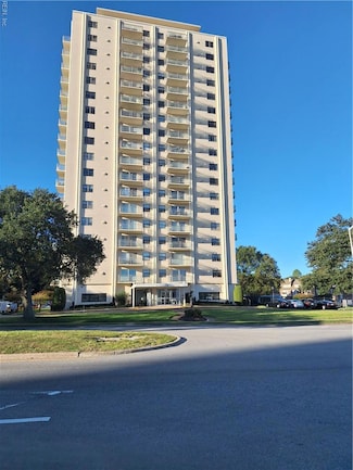 1 Crawford Pkwy Unit 1805, Portsmouth, VA 23704