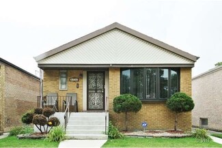 3755 W 83rd St, Chicago, IL 60652