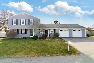 127 Sheraton Ave, Somerset, MA 02725