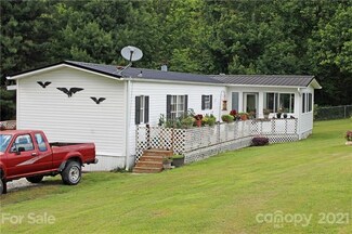 479 Fortescue Rd, Zirconia, NC 28790