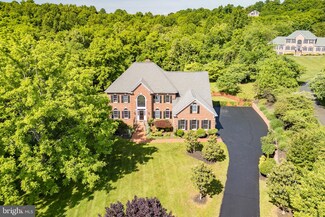 7819 Wellington Dr, Warrenton, VA 20186