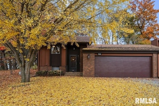 4828 6th Avenue Dr, Moline, IL 61265