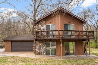 5 Dover Ln, Villa Ridge, MO 63089
