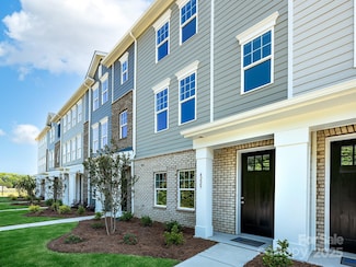 11017 Warfield Ave Unit 4, Huntersville, NC 28078