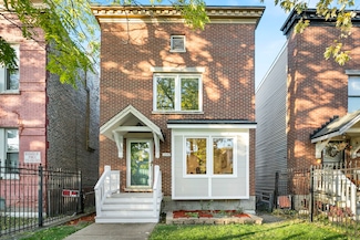 3342 W Le Moyne St, Chicago, IL 60651