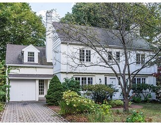 47 Kingswood Rd, Auburndale, MA 02466