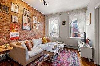163 Endicott St Unit 3, Boston, MA 02113