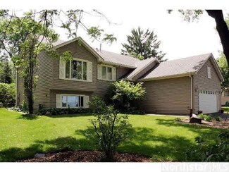 980 1/2 Sibley Memorial Hwy, Mendota Heights, MN 55118