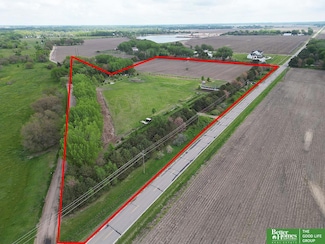 2004 E Stolley Park Rd, Grand Island, NE 68801