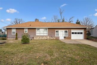 3214 Mansfield Ave SE, Cedar Rapids, IA 52403