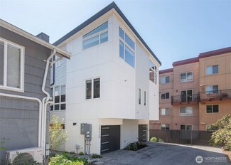 13713 35th Ave NE Unit A, Seattle, WA 98125