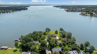 3,4,5 Strawberry Ln, Montgomery, TX 77356
