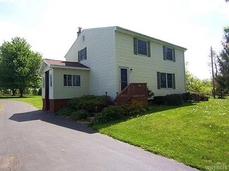 1216 Lewiston Rd, Basom, NY 14013