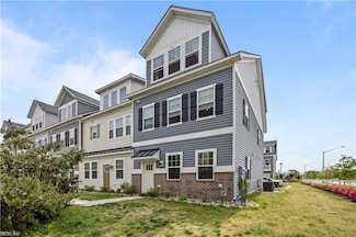 454 Asuza St, Chesapeake, VA 23323