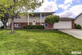 15 Timbercrest Dr Unit 1, Sherman, IL 62684