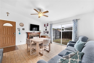 5038 Ringwood St, Simi Valley, CA 93063