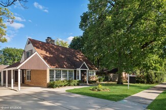 2235 Crawford Ave, Evanston, IL 60201