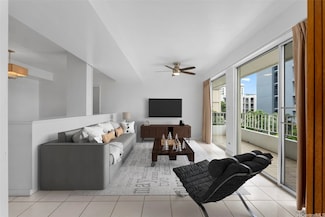 1425 Punahou St Unit 404, Honolulu, HI 96822