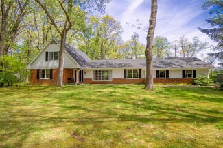 14320 Stofer Ct, Chelsea, MI 48118
