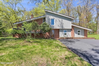 775 Red Ln, Danville, PA 17821