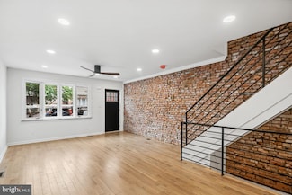 1842 S 4th St, Philadelphia, PA 19148