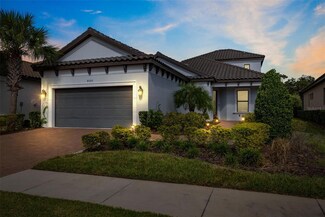 8520 Grand Alberato Rd, Tampa, FL 33647