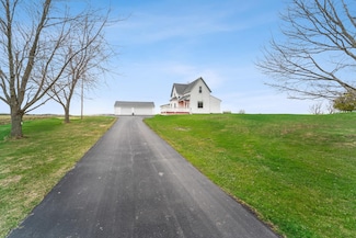 3548 Phillips Rd, Green Bay, WI 54311