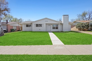 1718 E Lovers Ln, Arlington, TX 76010