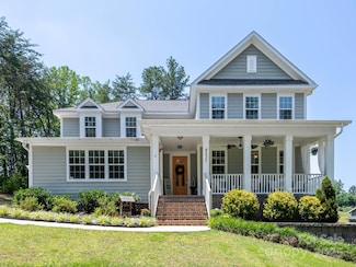 4237 Island Fox Ln, Denver, NC 28037