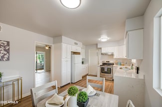 6027 E Duncan St, Mesa, AZ 85205