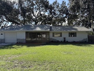 60 Outlook St, Umatilla, FL 32784