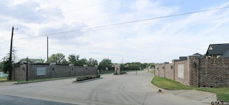 16525 Hailey Ct, Tyler, TX 75703
