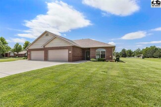 1403 W 29th Ave, Hutchinson, KS 67502