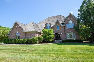 1893 Sawgrass St, Vernon Hills, IL 60061
