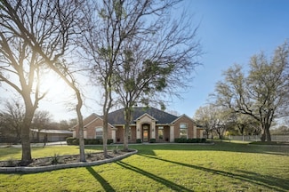 3001 Bald Eagle Ct, Fort Worth, TX 76135