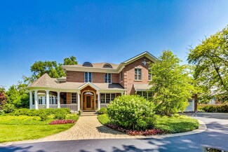 3600 Lawson Rd, Glenview, IL 60026