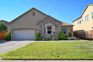 2639 Escalon Ave, Clovis, CA 93611