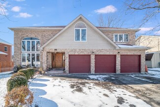 10S210 Oneill Dr, Burr Ridge, IL 60527
