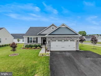 229 Porch Light Ln, Hedgesville, WV 25427