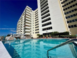 401 Golden Isles Dr Unit 314, Hallandale Beach, FL 33009