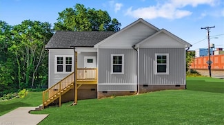 103 Roanoke St, Reidsville, NC 27320