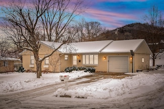 4213 Riverview Dr, La Crosse, WI 54601