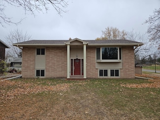 1696 Christie Place, Saint Paul, MN 55106