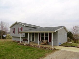 948 W Purlee Rd, Salem, IN 47167