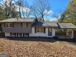 2730 Wayman Dr, Gainesville, GA 30506