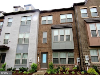 10 Capital Ct, Upper Marlboro, MD 20774
