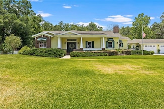 2501 Rustic Oaks Dr, Lutz, FL 33559